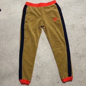 Nike Women's Sportswear Polar Joggers Tan large